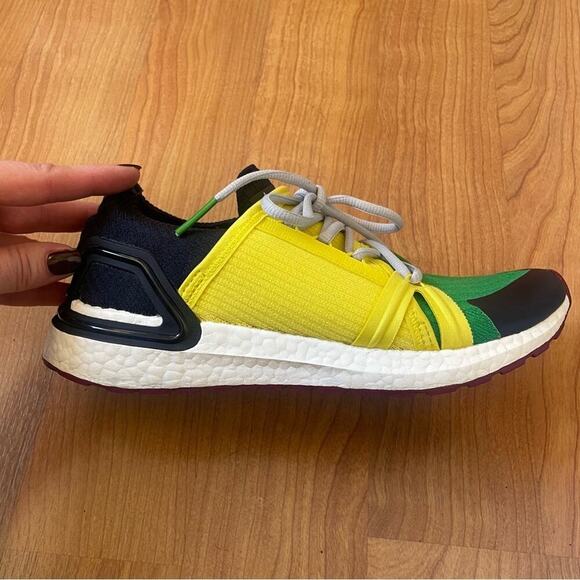 Adidas by Stella McCartney. Style G1568. Women's running sneaker in US 7.5 - Picture 11 of 16